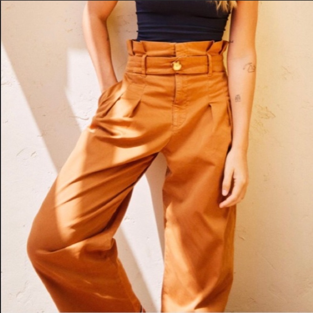 [FP] NWT pleated trousers 🤩